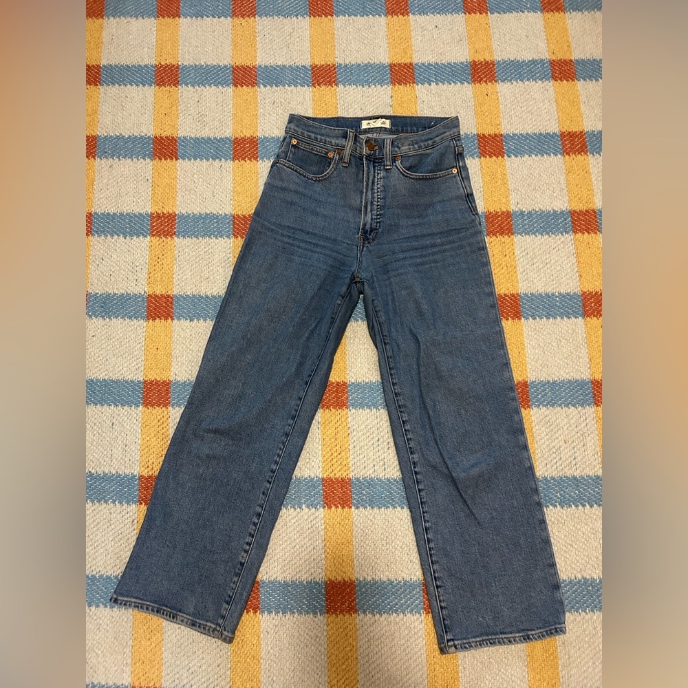 Perfect Vintage Wide Leg Crop Jean in Montclare Wash Tencel Edition